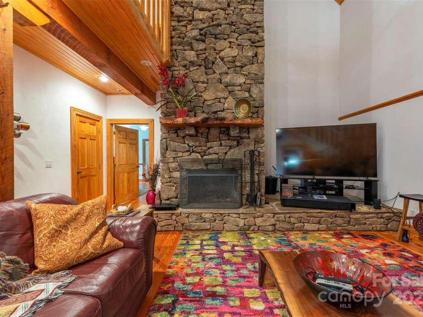 85 Prospectors Trail, Black Mountain, NC 28711.  MLS# CAR4307945, YatesRealty ID 7565. 