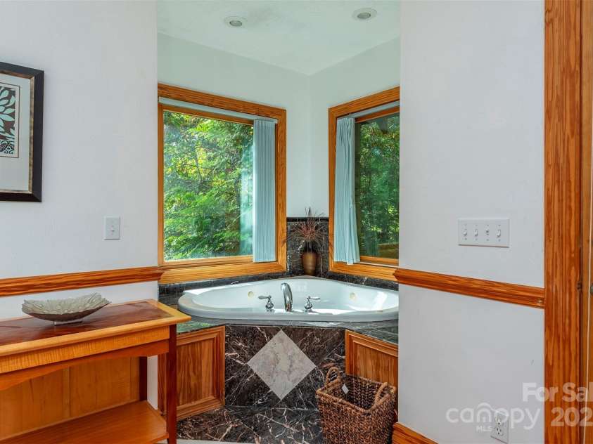 85 Prospectors Trail, Black Mountain, NC 28711.  MLS# CAR4307945, YatesRealty ID 7565. 