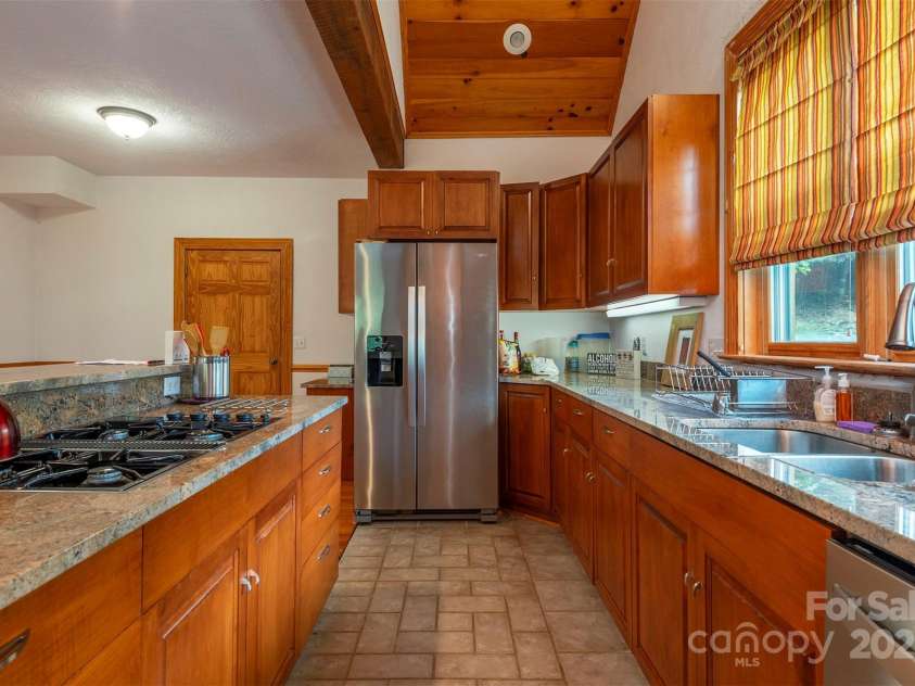 85 Prospectors Trail, Black Mountain, NC 28711.  MLS# CAR4307945, YatesRealty ID 7565. 