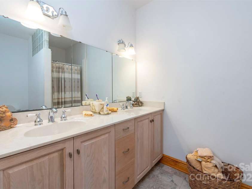 85 Prospectors Trail, Black Mountain, NC 28711.  MLS# CAR4307945, YatesRealty ID 7565. 