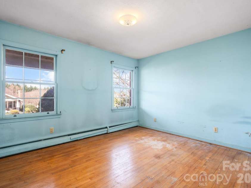 308 Concord Street, Morganton, NC 28655.  MLS# CAR4356808, YatesRealty ID 7566. 