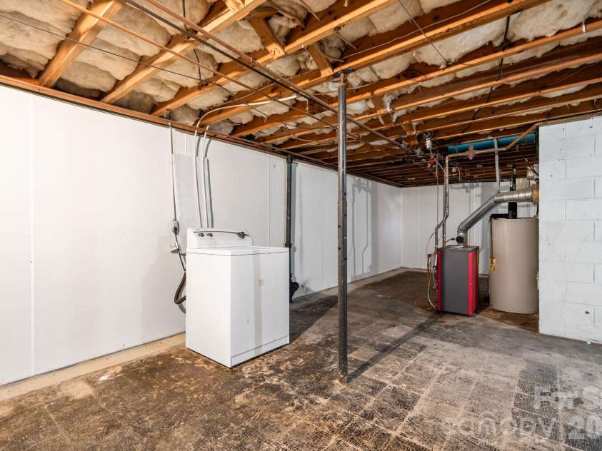 308 Concord Street, Morganton, NC 28655.  MLS# CAR4356808, YatesRealty ID 7566. 