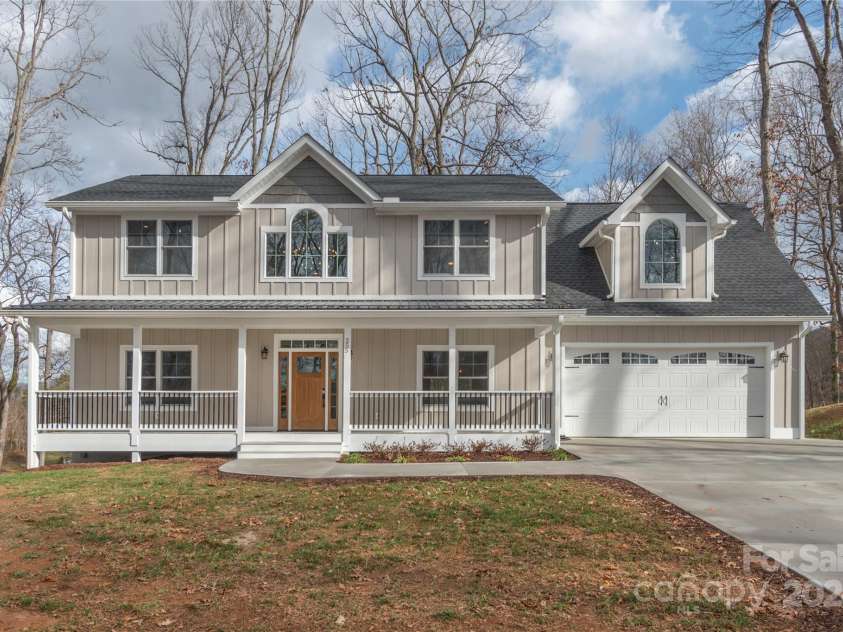 255 Cougar Trail, Clyde, NC 28716.  MLS# CAR4207034, YatesRealty ID 7568. 