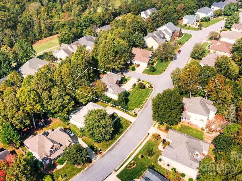 1375 Valhalla Drive, Denver, NC 28037.  MLS# CAR4189657, YatesRealty ID 7569. 