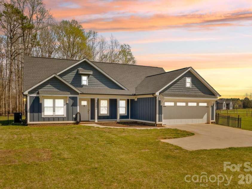 8494 Bringle Ferry Road, Salisbury, NC 28146.  MLS# CAR4361411, YatesRealty ID 7569. 