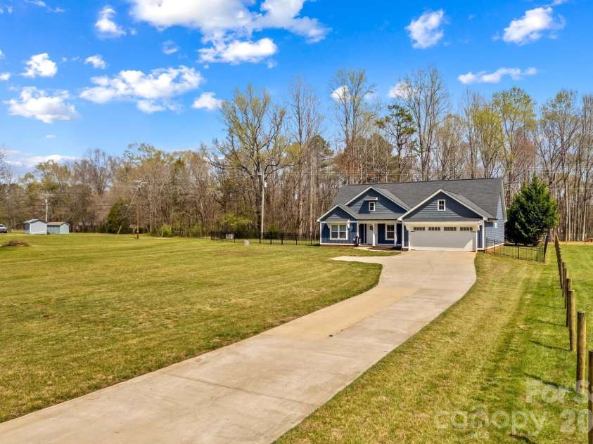 8494 Bringle Ferry Road, Salisbury, NC 28146.  MLS# CAR4361411, YatesRealty ID 7569. 