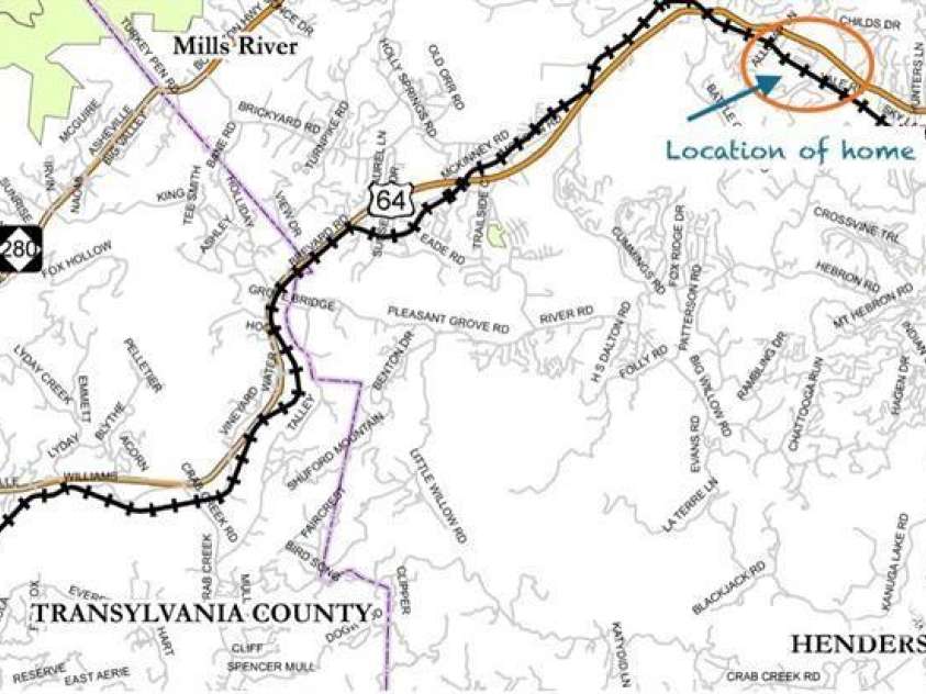 1109 Prestonwood Crossing, Hendersonville, NC 28739.  MLS# CAR4244047, YatesRealty ID 7571. 