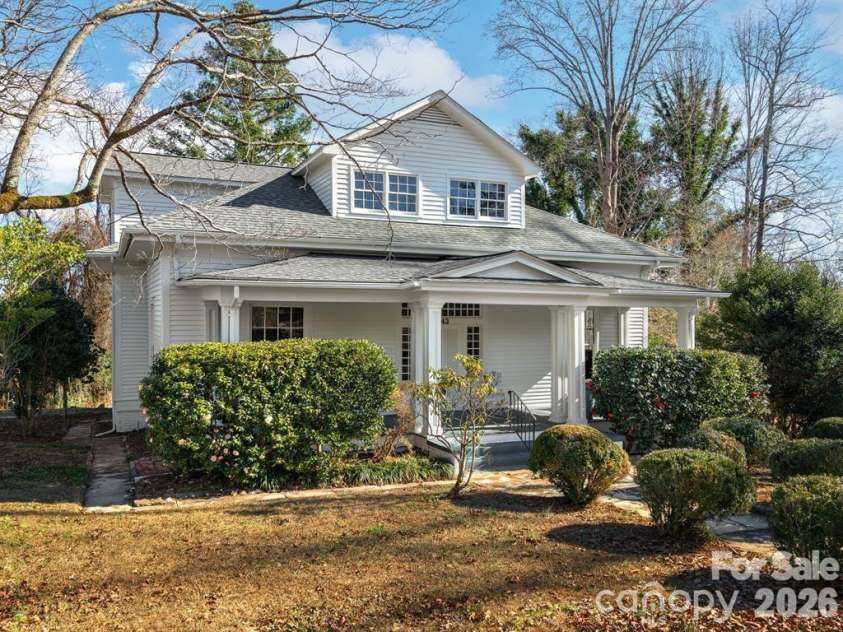 143 Ridgecrest Avenue, Rutherfordton, NC 28139.  MLS# CAR4403808, YatesRealty ID 7572. 