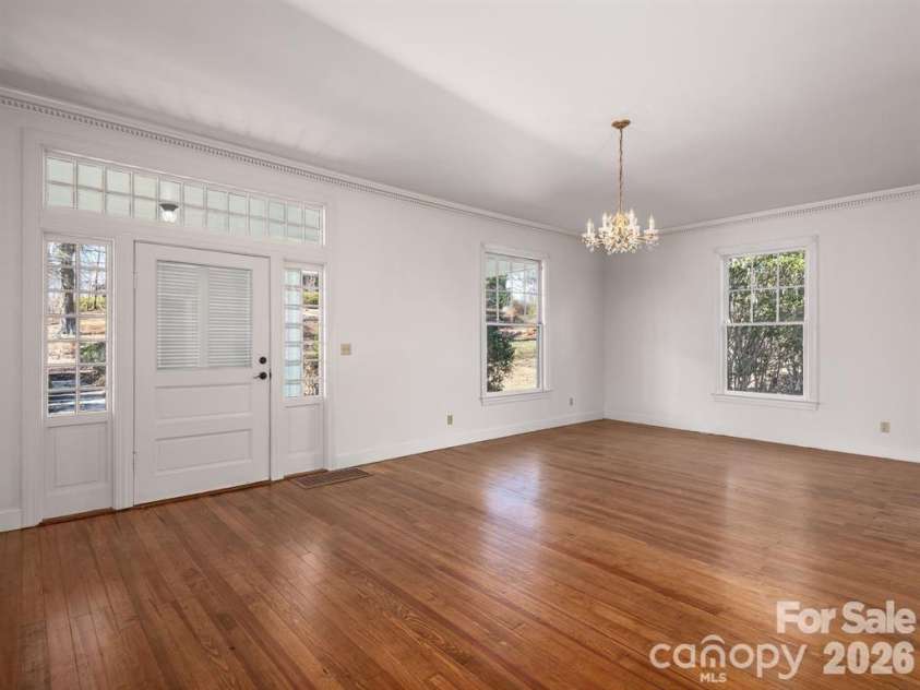 143 Ridgecrest Avenue, Rutherfordton, NC 28139.  MLS# CAR4403808, YatesRealty ID 7572. 