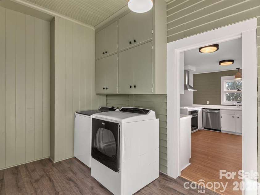 143 Ridgecrest Avenue, Rutherfordton, NC 28139.  MLS# CAR4403808, YatesRealty ID 7572. 
