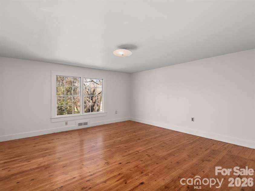143 Ridgecrest Avenue, Rutherfordton, NC 28139.  MLS# CAR4403808, YatesRealty ID 7572. 