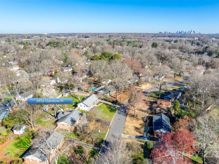 6956 Oakstone Place, Charlotte, NC 28210.  MLS# CAR4232957, YatesRealty ID 7572. 
