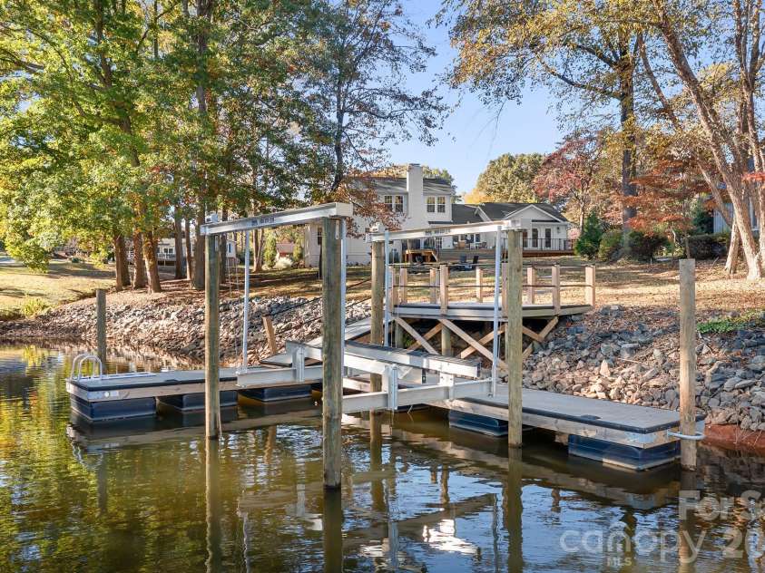 1984 Hickory Hills Drive, Denver, NC 28037.  MLS# CAR4316609, YatesRealty ID 7573. 