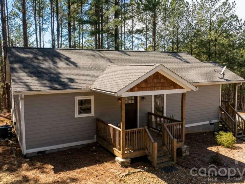 386 Sunset Drive, Mill Spring, NC 28756.  MLS# CAR4360355, YatesRealty ID 7575. 