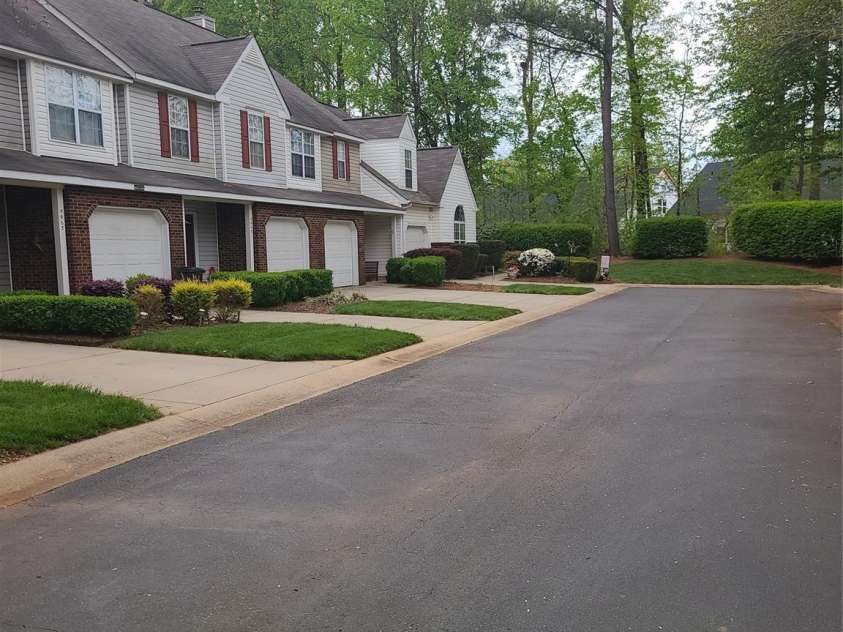 5963 Moose Lane, Charlotte, NC 28269.  MLS# CAR4232815, YatesRealty ID 7575. 