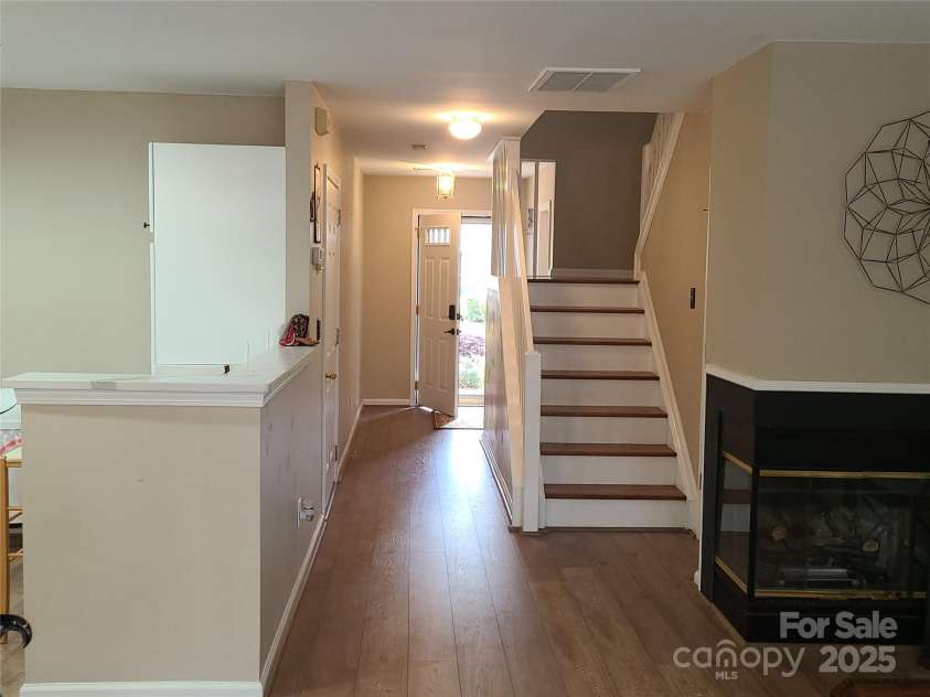 5963 Moose Lane, Charlotte, NC 28269.  MLS# CAR4232815, YatesRealty ID 7575. 