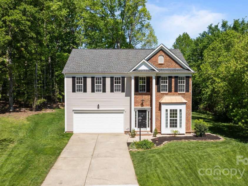 15002 Strathmoor Drive, Charlotte, NC 28277.  MLS# CAR4247911, YatesRealty ID 7578. 