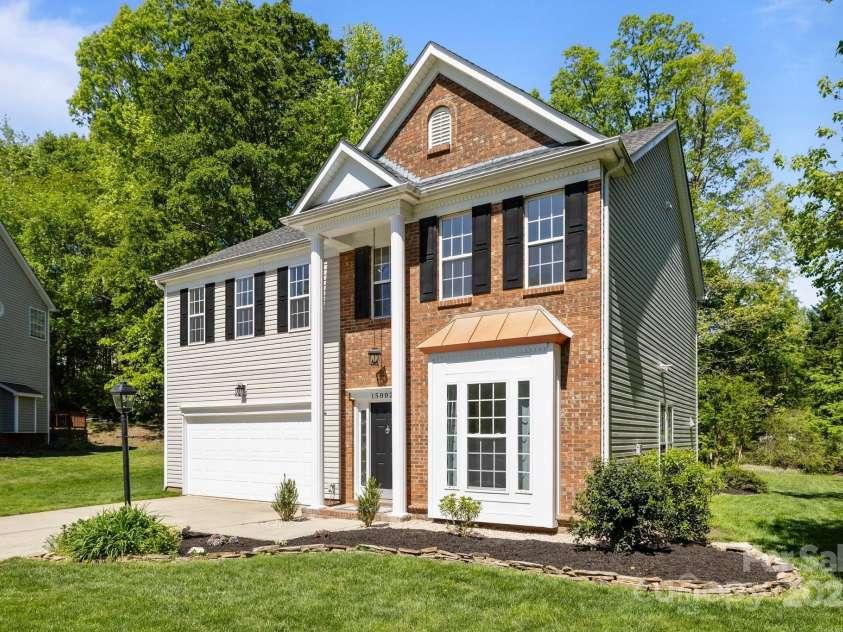 15002 Strathmoor Drive, Charlotte, NC 28277.  MLS# CAR4247911, YatesRealty ID 7578. 