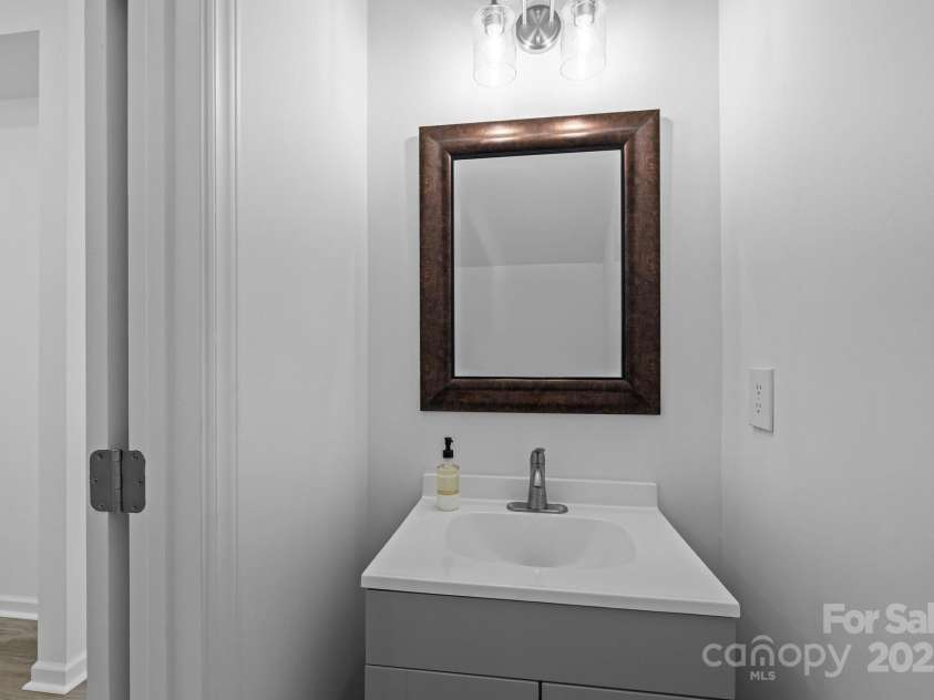 15002 Strathmoor Drive, Charlotte, NC 28277.  MLS# CAR4247911, YatesRealty ID 7578. 