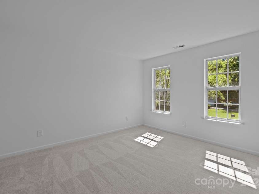 15002 Strathmoor Drive, Charlotte, NC 28277.  MLS# CAR4247911, YatesRealty ID 7578. 