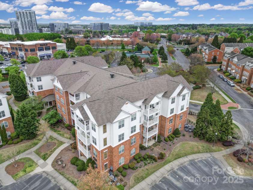 15011 Santa Lucia Drive, Charlotte, NC 28277.  MLS# CAR4238765, YatesRealty ID 7579. 