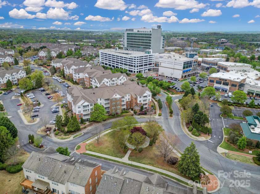 15011 Santa Lucia Drive, Charlotte, NC 28277.  MLS# CAR4238765, YatesRealty ID 7579. 