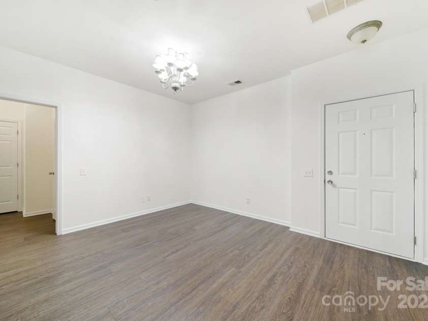 15011 Santa Lucia Drive, Charlotte, NC 28277.  MLS# CAR4238765, YatesRealty ID 7579. 