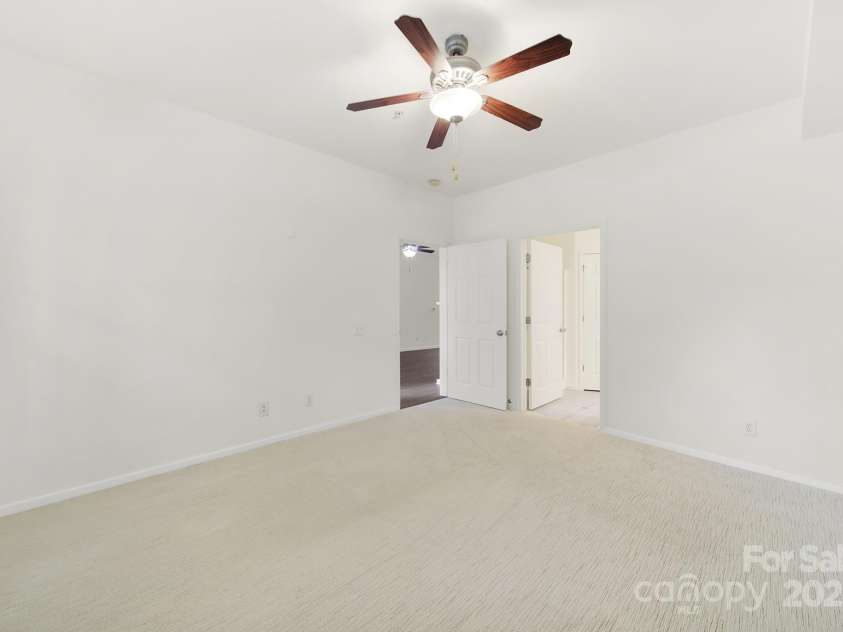 15011 Santa Lucia Drive, Charlotte, NC 28277.  MLS# CAR4238765, YatesRealty ID 7579. 