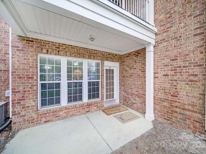 15011 Santa Lucia Drive, Charlotte, NC 28277.  MLS# CAR4238765, YatesRealty ID 7579. 