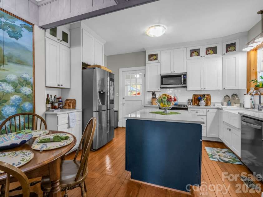 527 Main Street, Rutherfordton, NC 28139.  MLS# CAR4363441, YatesRealty ID 7579. 