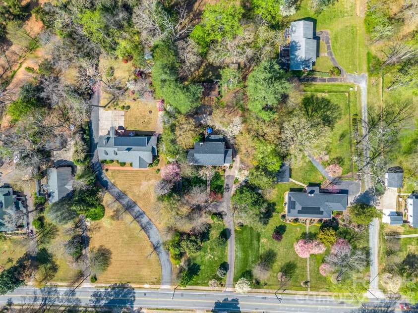 527 Main Street, Rutherfordton, NC 28139.  MLS# CAR4363441, YatesRealty ID 7579. 