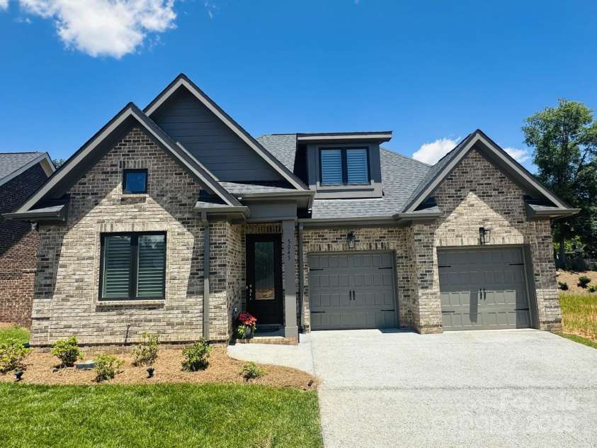 32 Shanklin Lane, Denver, NC 28037.  MLS# CAR4222555, YatesRealty ID 7580. 