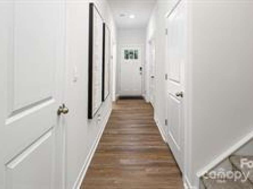 5232 Reedy Ridge Road, Charlotte, NC 28215.  MLS# CAR4246756, YatesRealty ID 7580. 