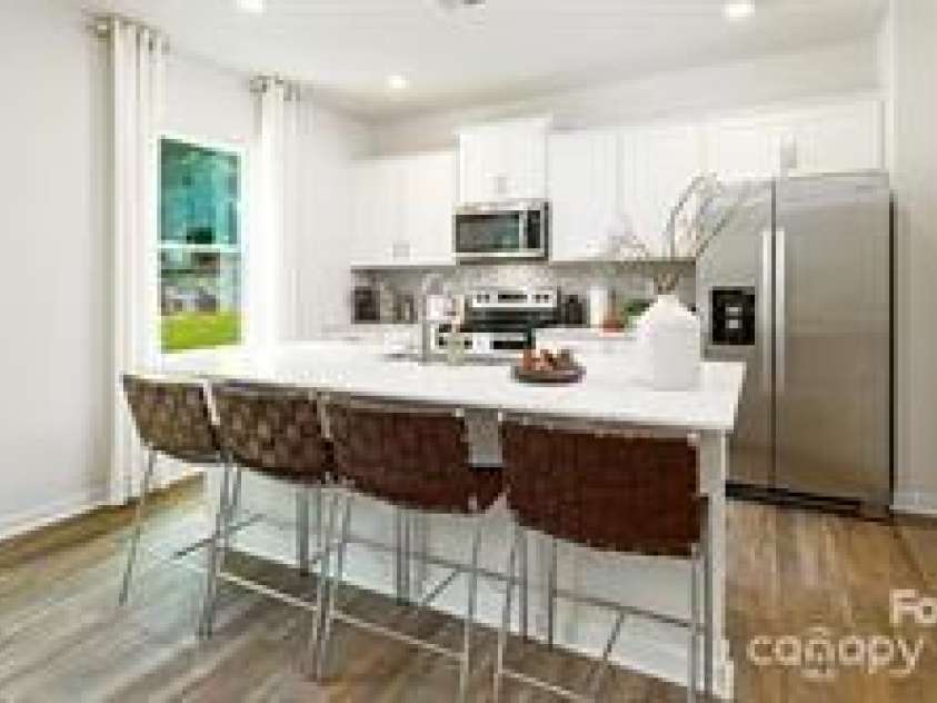 5232 Reedy Ridge Road, Charlotte, NC 28215.  MLS# CAR4246756, YatesRealty ID 7580. 