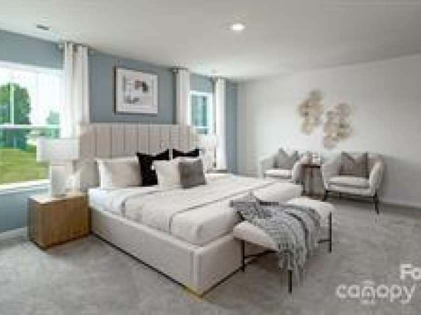 5232 Reedy Ridge Road, Charlotte, NC 28215.  MLS# CAR4246756, YatesRealty ID 7580. 