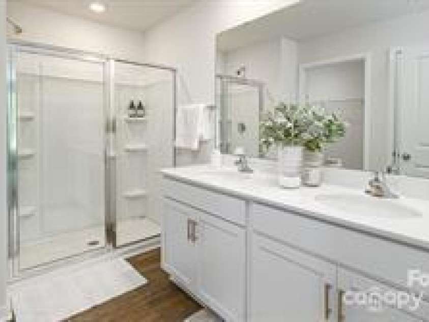5232 Reedy Ridge Road, Charlotte, NC 28215.  MLS# CAR4246756, YatesRealty ID 7580. 