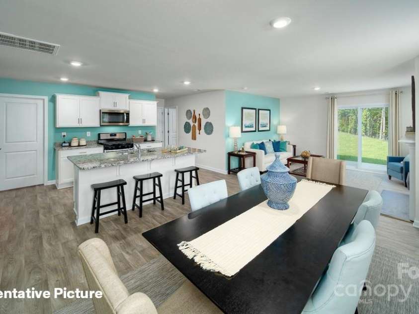 3920 Coleman Drive, Charlotte, NC 28215.  MLS# CAR4246778, YatesRealty ID 7581. 