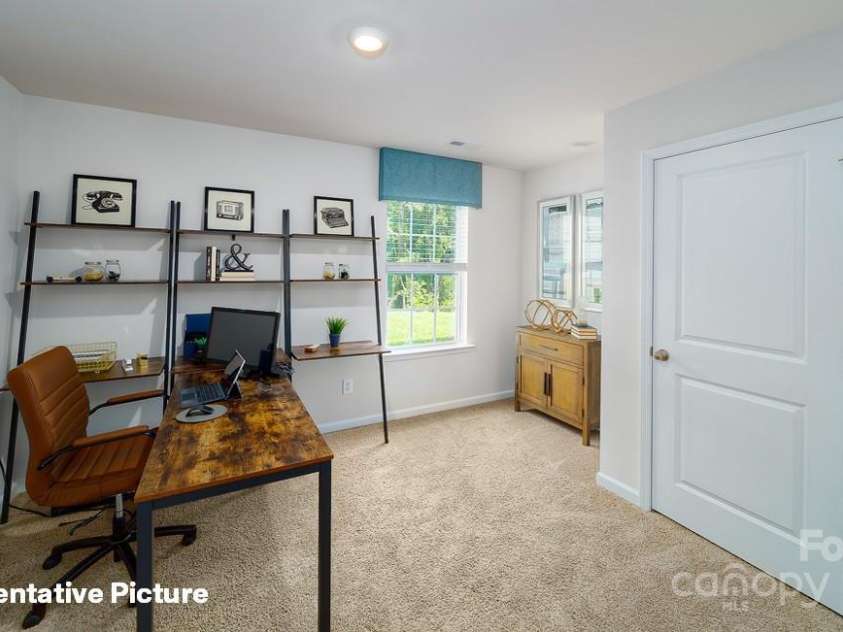 3920 Coleman Drive, Charlotte, NC 28215.  MLS# CAR4246778, YatesRealty ID 7581. 