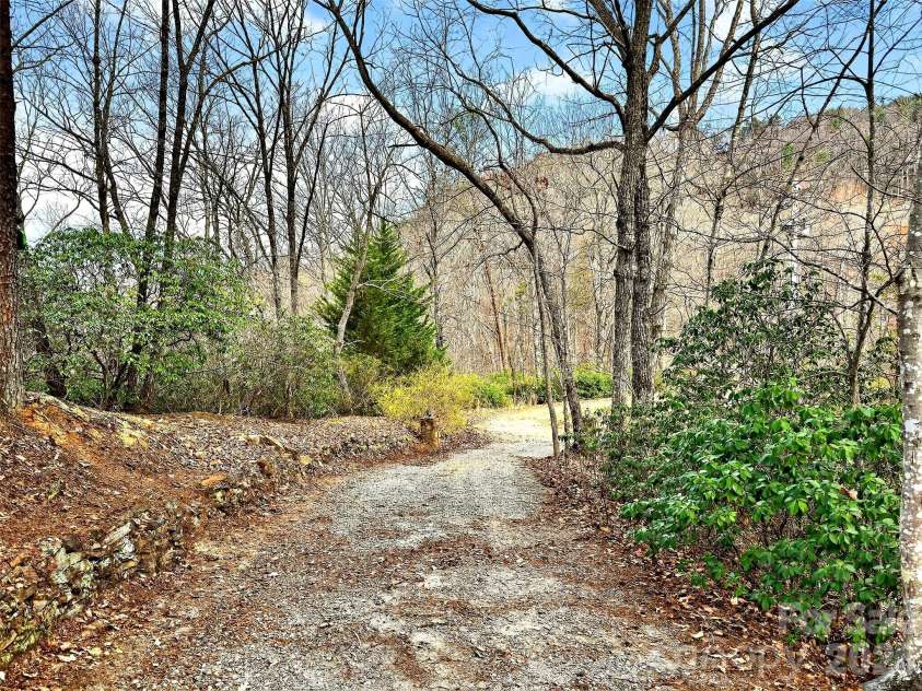 345 Lower Switchback Road, Union Mills, NC 28167.  MLS# CAR4356229, YatesRealty ID 7582. Driveway