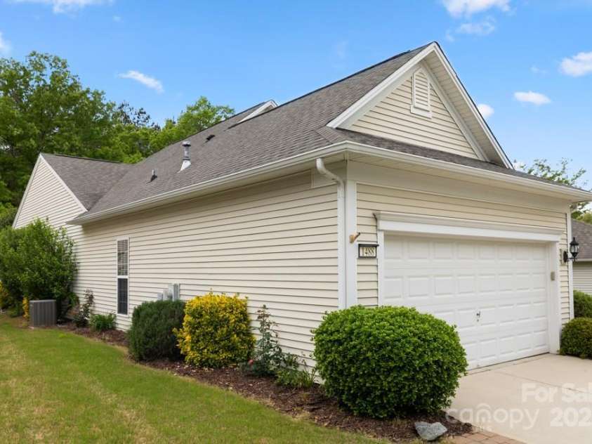1488 River Bend Boulevard, Fort Mill, SC 29707.  MLS# CAR4246988, YatesRealty ID 7583. 