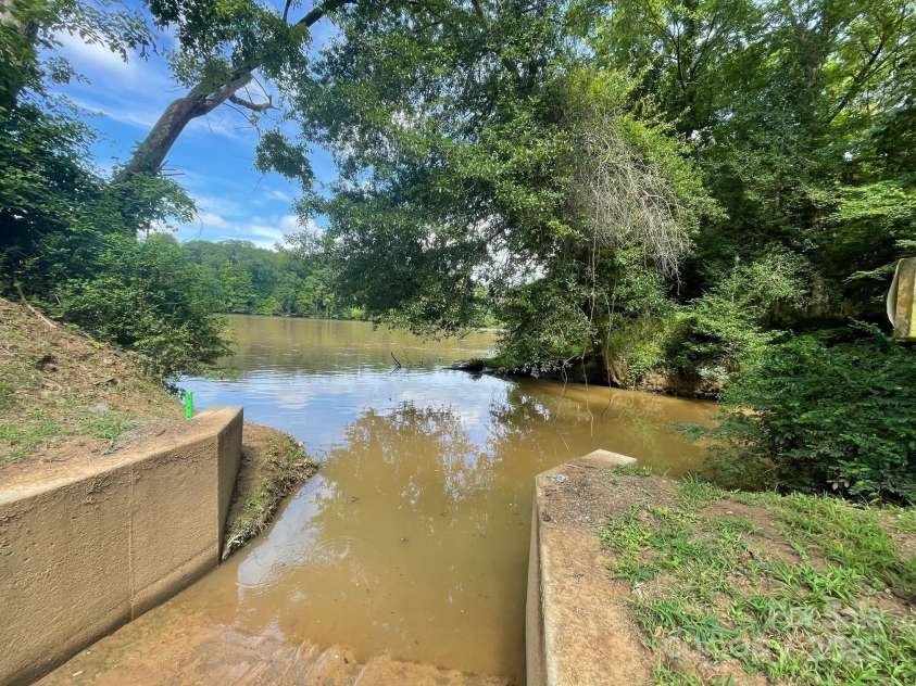 1488 River Bend Boulevard, Fort Mill, SC 29707.  MLS# CAR4246988, YatesRealty ID 7583. 