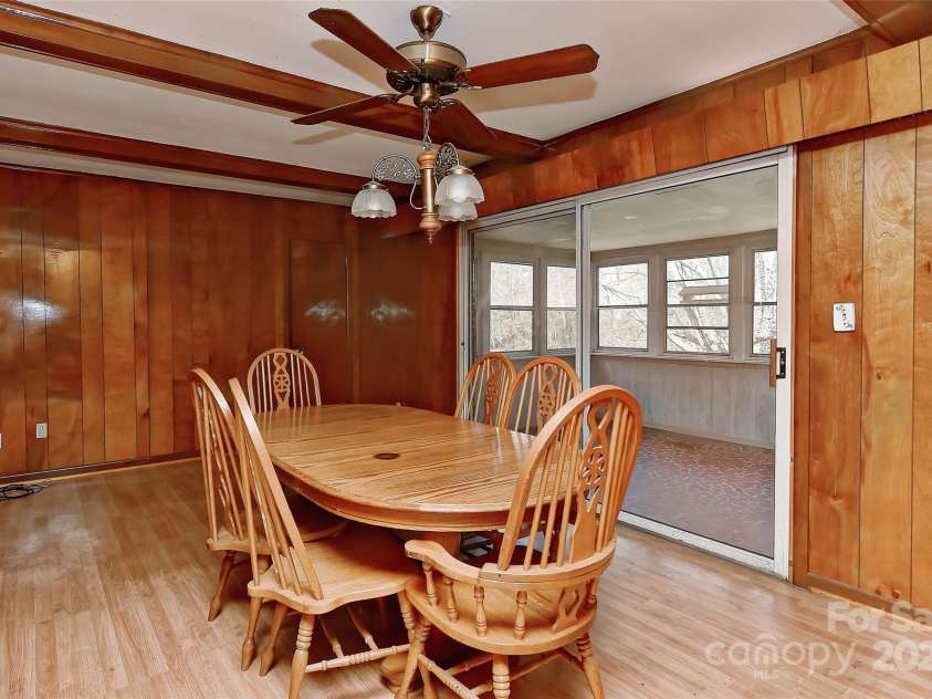 1235 Robinhood Circle, Charlotte, NC 28227.  MLS# CAR4231170, YatesRealty ID 7584. 