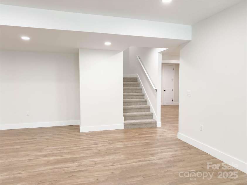 1123 Fern Hill Road, Mooresville, NC 28117.  MLS# CAR4248665, YatesRealty ID 7586. 