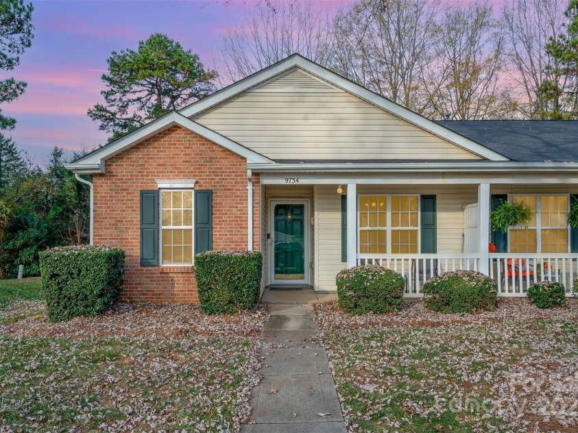 9734 Kennerly Cove Court, Charlotte, NC 28269.  MLS# CAR4326405, YatesRealty ID 759. 