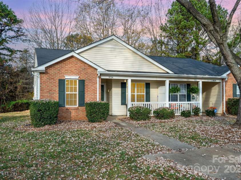 9734 Kennerly Cove Court, Charlotte, NC 28269.  MLS# CAR4326405, YatesRealty ID 759. 