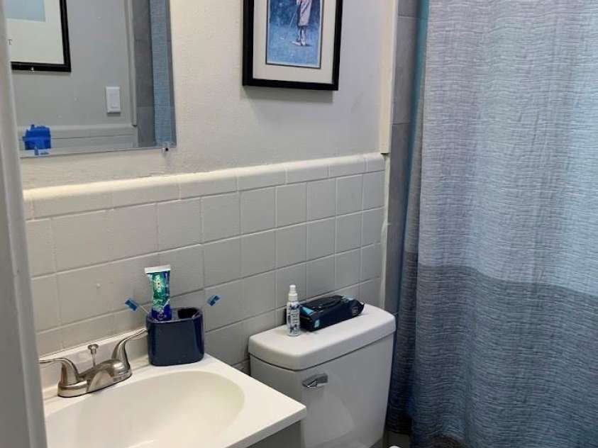 108 Calton Drive, Gaffney, SC 29341.  MLS# CAR4249121, YatesRealty ID 7590. Second Full Bath