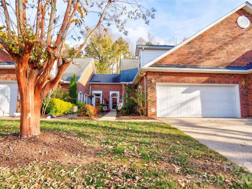 150 Columns Circle, Shelby, NC 28150.  MLS# CAR4323009, YatesRealty ID 7590. Front