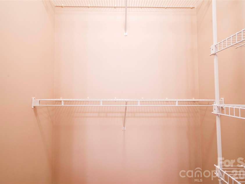 150 Columns Circle, Shelby, NC 28150.  MLS# CAR4323009, YatesRealty ID 7590. Primary Bath Closet