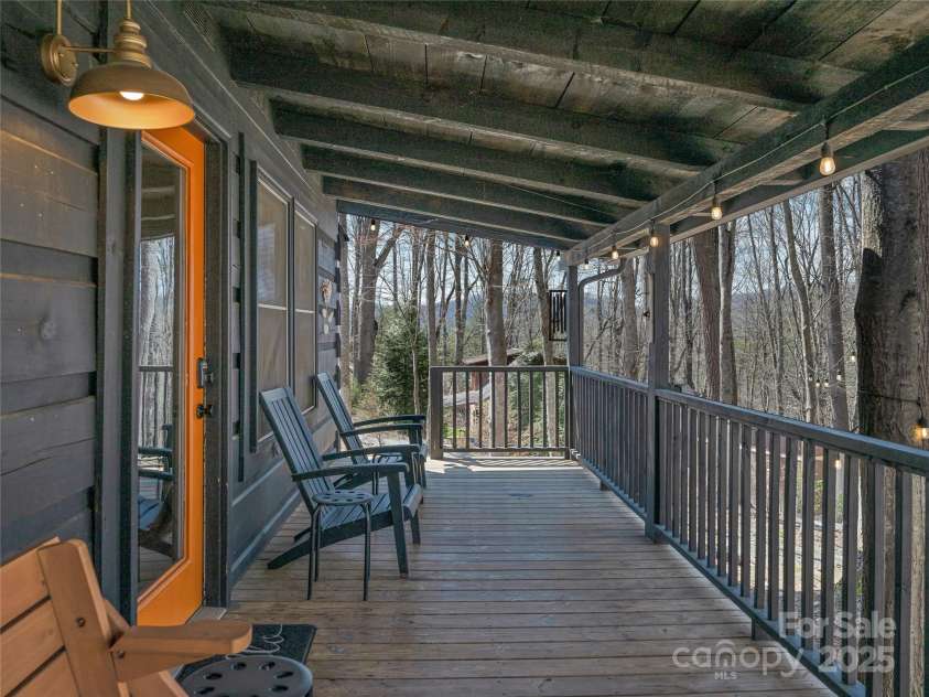 55 Clover Trail, Marshall, NC 28753.  MLS# CAR4231147, YatesRealty ID 7592. 