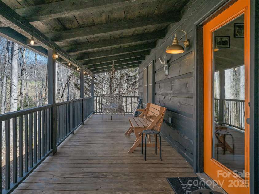 55 Clover Trail, Marshall, NC 28753.  MLS# CAR4231147, YatesRealty ID 7592. 